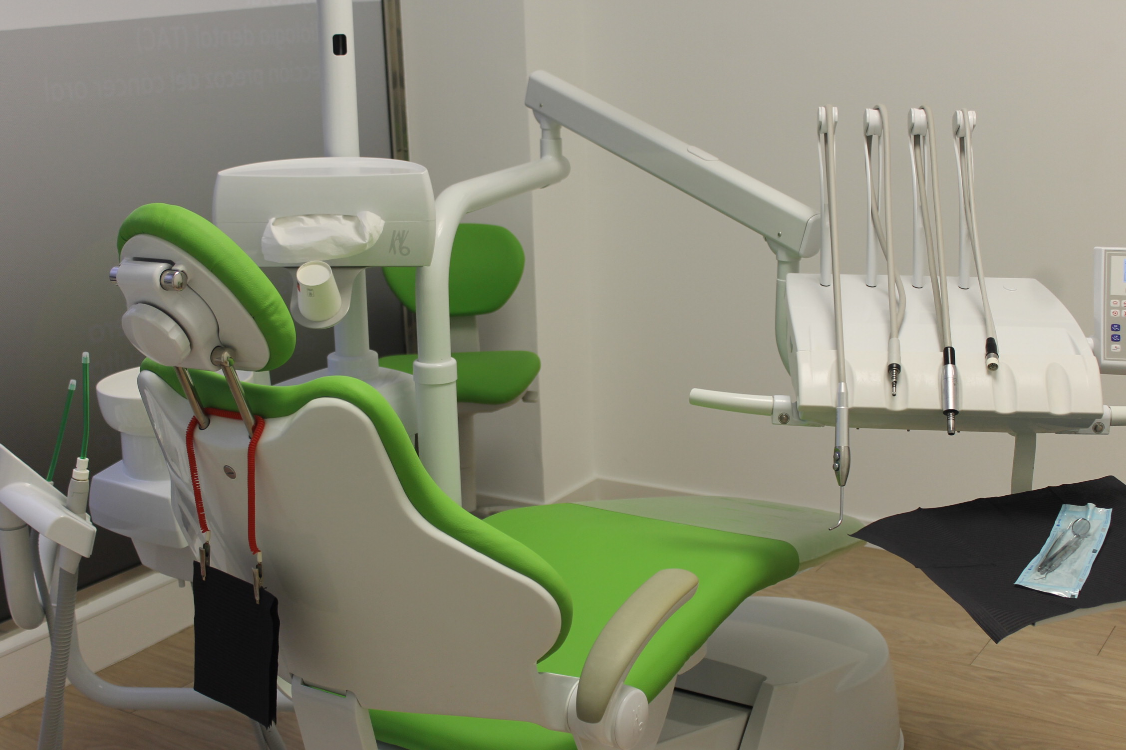 Gabinete dental equipado en la clínica DKV de Logroño